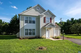 3260 Timberwood Pkwy, Charlottesville, VA 22911 - Photo 2