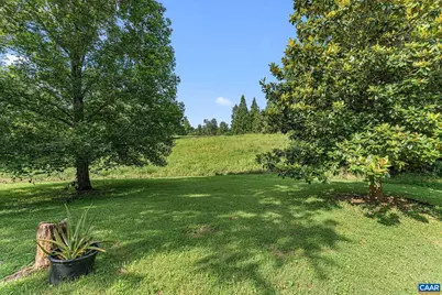 690 Page St, Scottsville, VA 24590 - Photo 66