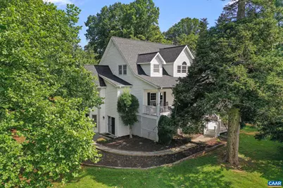 690 Page St, Scottsville, VA 24590 - Photo 4