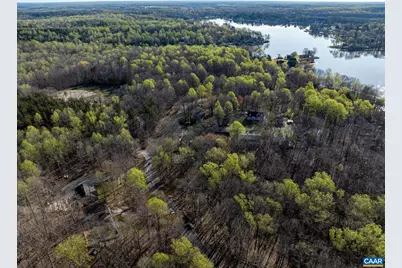 2102 N Lakeshore Dr, Louisa, VA 23093 - Photo 44