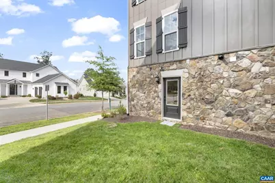 3492 Rowcross St, Crozet, VA 22932 - Photo 4