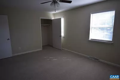 1640 Townwood Ct, Charlottesville, VA 22901 - Photo 8