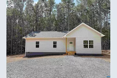 197 Slate River Trl, Arvonia, VA 23004 - Photo 1