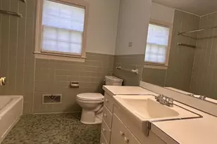 214 Montvue Dr, Charlottesville, VA 22901 - Photo 16