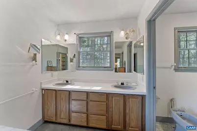 318 Miller School Rd, Charlottesville, VA 22903 - Photo 38