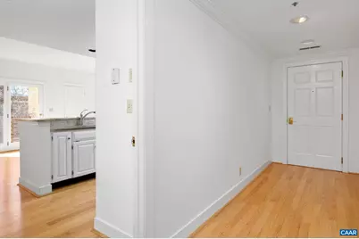 249 East Jefferson St, Charlottesville, VA 22902 - Photo 2