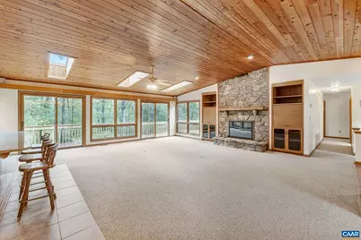 710 Sharps Creek Rd, Scottsville, VA 24590 - Photo 10