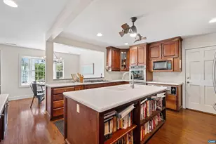 2280 Garth Rd, Charlottesville, VA 22901 - Photo 10