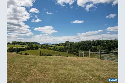 424 Balsley Rd, Staunton, VA 24401 - Photo 4