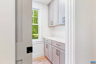 1614 Cambridge Cir, Charlottesville, VA 22903 - Photo 20