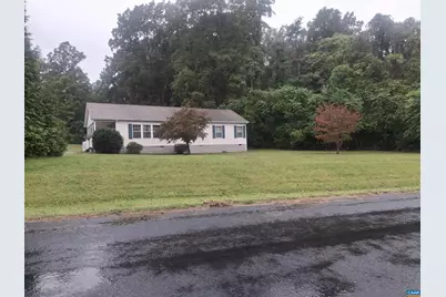 220 Camden St, Dillwyn, VA 23936 - Photo 18