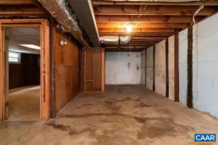 1905 Swanson Dr, Charlottesville, VA 22901 - Photo 34