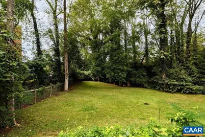 1905 Swanson Dr, Charlottesville, VA 22901 - Photo 8