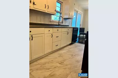 1641 Meridian St, Charlottesville, VA 22902 - Photo 12