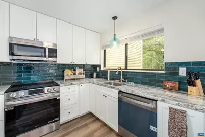 1236 Chatham Rdg, Charlottesville, VA 22901 - Photo 8