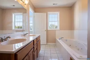 48 Lillian Dr, Fishersville, VA 22939 - Photo 14