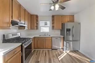 1610 Center Ave, Charlottesville, VA 22903 - Photo 12