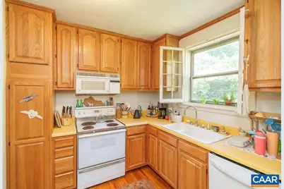 2405 Jefferson Park Ave, Charlottesville, VA 22903 - Photo 24