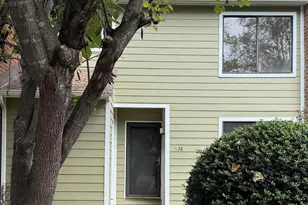 638 Crumpet Ct, Charlottesville, VA 22901 - Photo 2