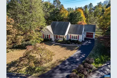 2067 Winterfield Cir, Charlottesville, VA 22911 - Photo 6