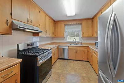 2117 Tarleton Dr, Charlottesville, VA 22901 - Photo 6