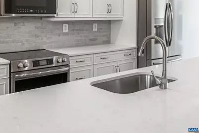 37 Lindley Pl, Charlottesville, VA 22901 - Photo 14