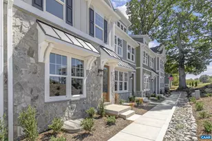 37 Lindley Pl, Charlottesville, VA 22901 - Photo 4