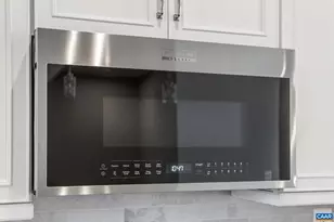 37 Lindley Pl, Charlottesville, VA 22901 - Photo 16