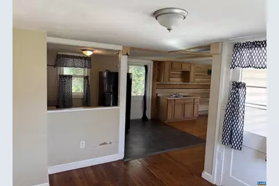 35 Stanley St, Staunton, VA 24401 - Photo 6