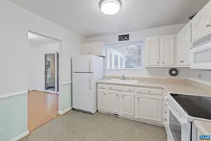 604 Shamrock Rd, Charlottesville, VA 22903 - Photo 16