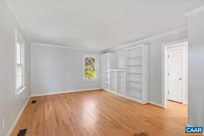 555 Gillums Ridge Rd, Charlottesville, VA 22903 - Photo 8