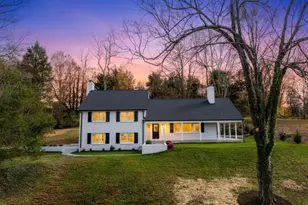 49 Canterbury Rd, Charlottesville, VA 22903 - Photo 2