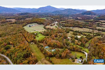 325 Old Roseland Rd, Roseland, VA 22967 - Photo 6