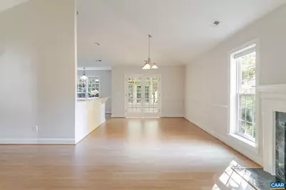 412 Heritage Ct, Charlottesville, VA 22903 - Photo 4