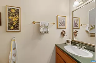 1018 Ashby Pl, Charlottesville, VA 22901 - Photo 28