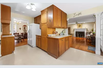 1018 Ashby Pl, Charlottesville, VA 22901 - Photo 18