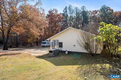 391 Pond Rd, Buckingham, VA 23921 - Photo 48