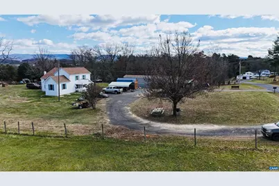 43 Niswander Rd, Staunton, VA 24401 - Photo 2