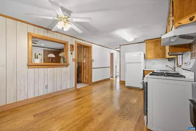 3590 Green Creek Rd, Schuyler, VA 22969 - Photo 8