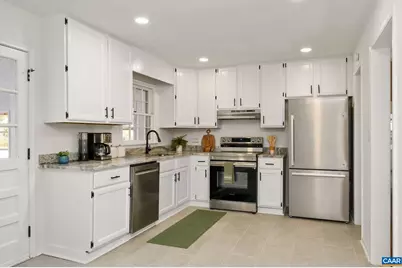 2304 Shelby Dr, Charlottesville, VA 22901 - Photo 8