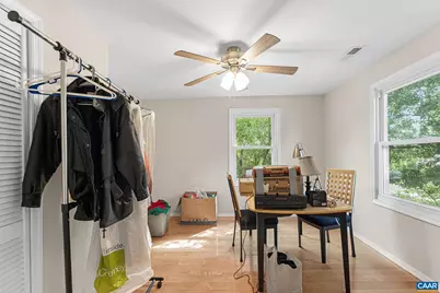 564 N Bath Ave, Waynesboro, VA 22980 - Photo 14