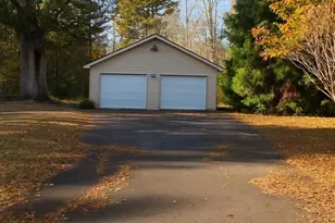 659 Sports Lake Rd, New Canton, VA 23123 - Photo 4