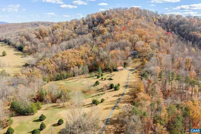 407 Broad Axe Rd, Charlottesville, VA 22903 - Photo 2