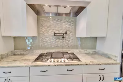 7 Steep Rock Dr, Charlottesville, VA 22911 - Photo 10