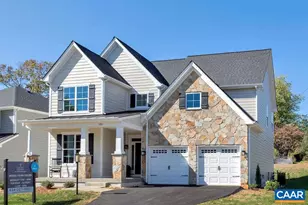 2C Corsham St, Crozet, VA 22932 - Photo 2