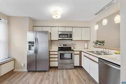 1265 Maple View Dr, Charlottesville, VA 22902 - Photo 6