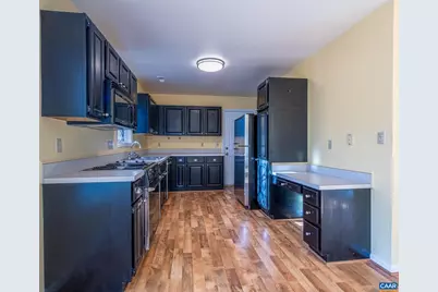 1381 Gristmill Dr, Charlottesville, VA 22902 - Photo 12