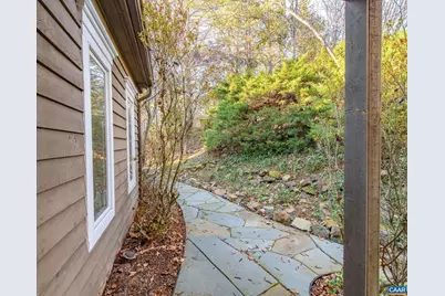 1381 Gristmill Dr, Charlottesville, VA 22902 - Photo 4