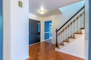 1381 Gristmill Dr, Charlottesville, VA 22902 - Photo 6