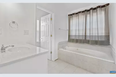 2053 Ridgetop Dr, Charlottesville, VA 22903 - Photo 28